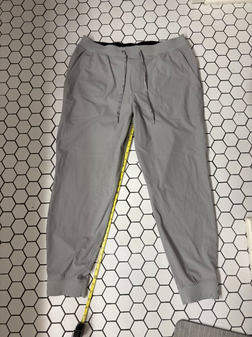 Lululemon ABC Jogger Silver Drop XL Men's Athletic Casual Pants